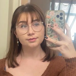 Meet your Posher, Amberlee